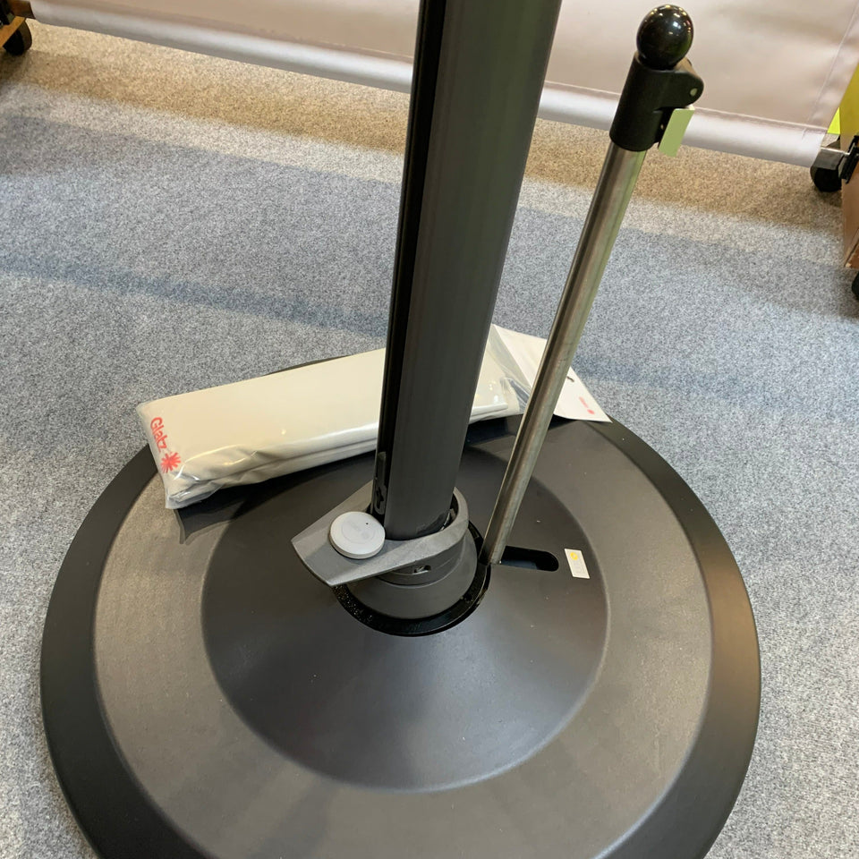 Glatz Sombrano 3m Square Parasol with Liro 150kg Moveable Base